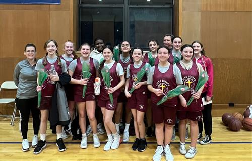 Girls Basketball 